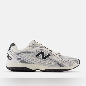 New Balance 204L Women’s Sneakers